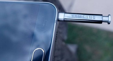 Samsung testeaza 2 versiuni pentru Galaxy Note 6, una cu ecran curbat! Cu ce va veni noul telefon de top al companiei